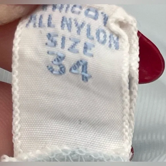 Vintage 50s/60s Baby Blue Vanity Fair Lacey Full Slip With Scalloped Lace Hem - Picture 9 of 11